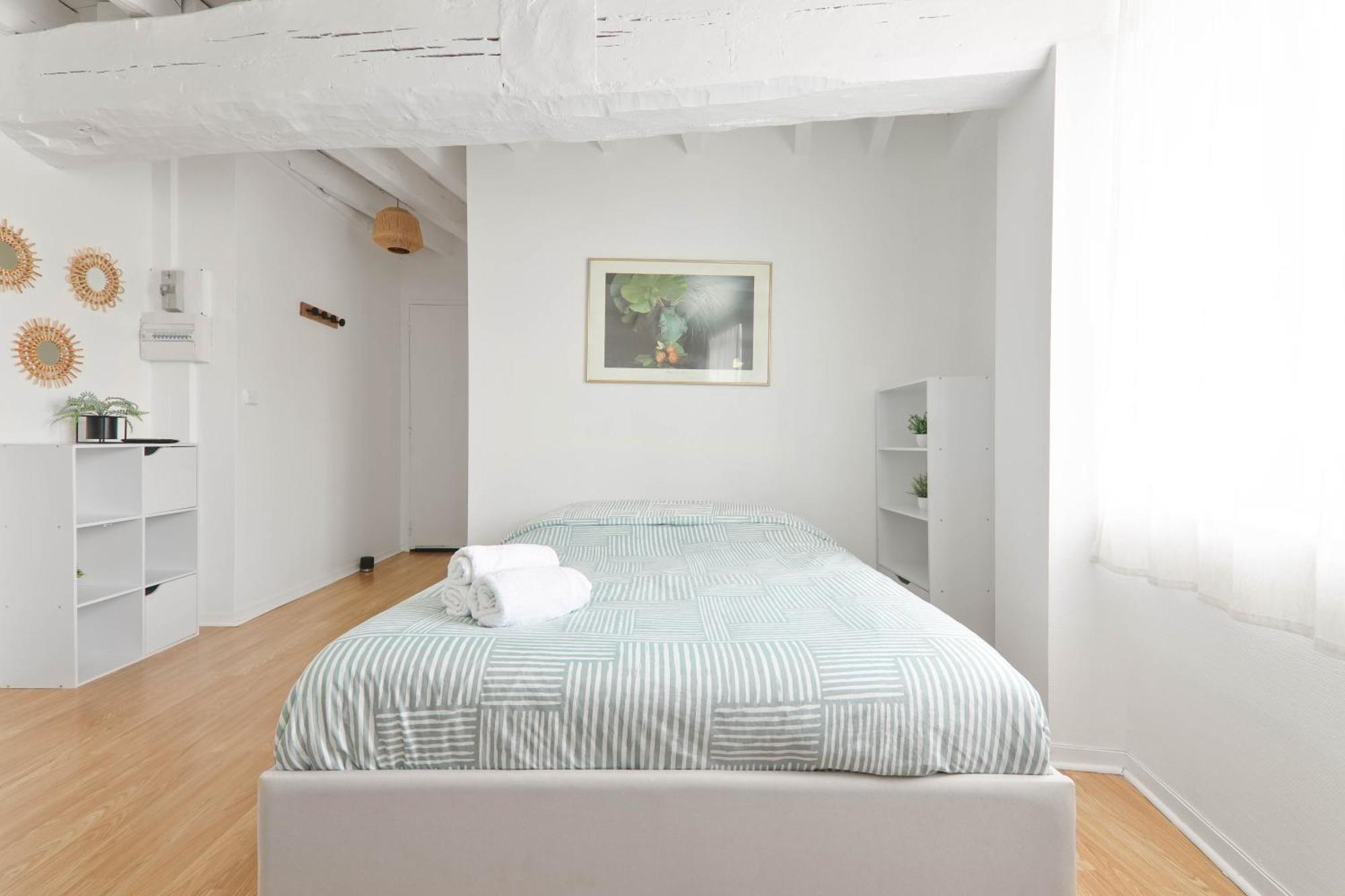 Studio Chaleureux A Etampes, France Ngoại thất bức ảnh